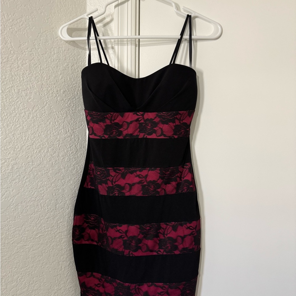 Elegant Black and Pink Lace Dress